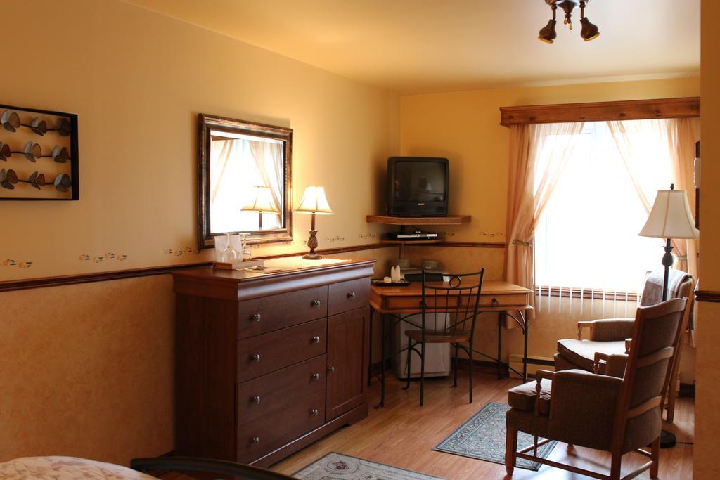 La Maison Dufour & Bouchard Bed and Breakfast La Malbaie Eksteriør billede